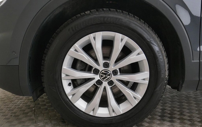 Volkswagen Tiguan cena 121799 przebieg: 35332, rok produkcji 2022 z Frombork małe 211